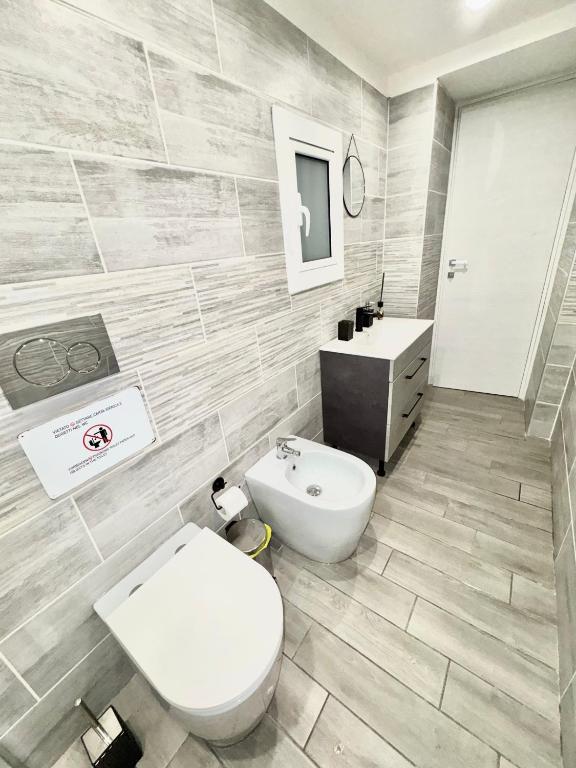 Privitera home 2 - 5