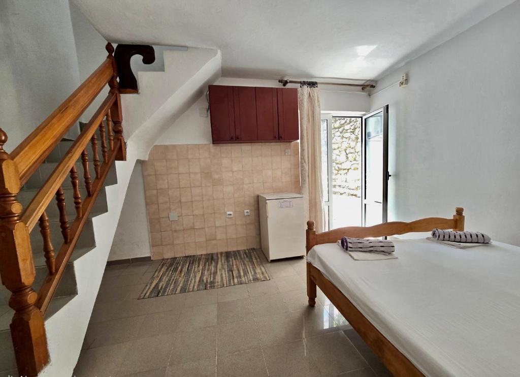 Palmera Beachfront Apartments - 4