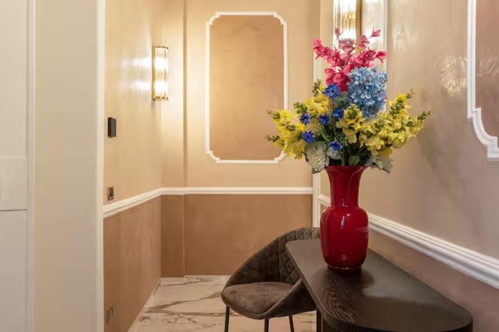 Elegant apartment in Parioli with 4 bedrooms and 3 bathrooms - 5