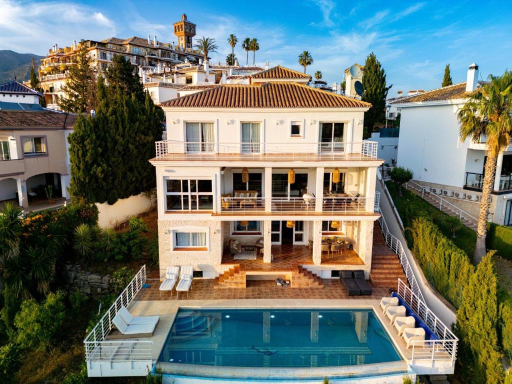 Mijas Golf villa with heated pool and bbq - 2