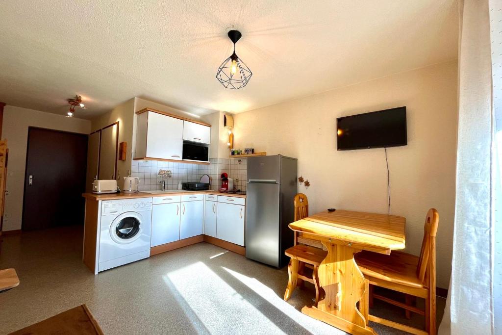 Bright apartment in Combloux near ski - 3