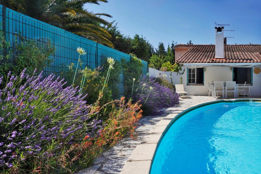 Ferienhaus Rafalenadjan, ideal für Familien, eigener Pool, schöne Terrasse, eigener Parkplatz by Riviera Homelife Management - 2