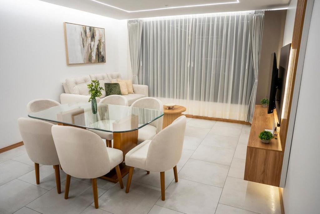 Modern apartment in La Carolina with incredible views of Quito - 1