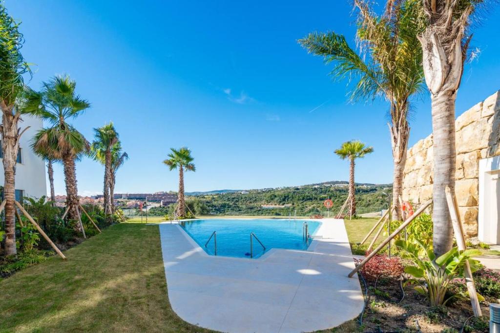 Luxury 2BR in Camarate Hills - Pool and Garden - 3