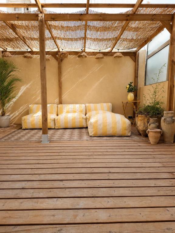 Magnifique studio avec grande terrasse - 2