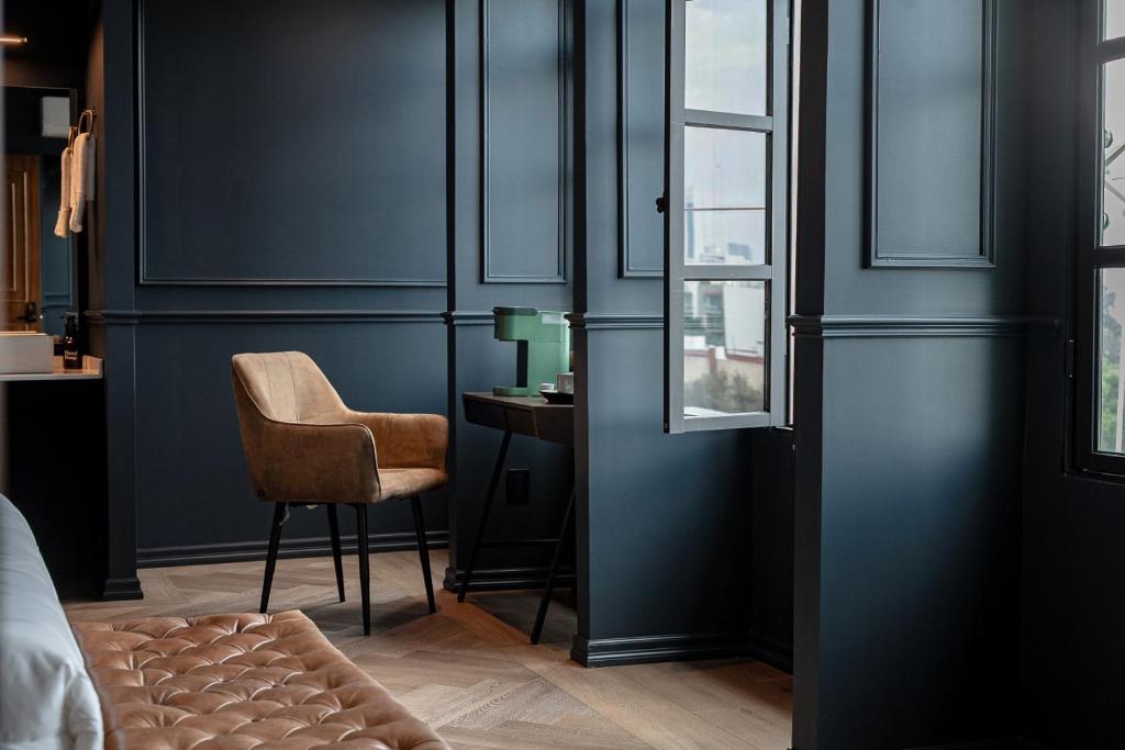 The Sapphire View Suite - 1