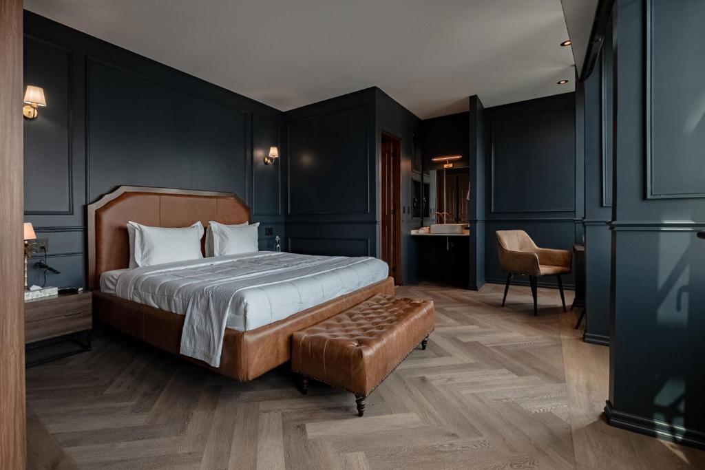 The Sapphire View Suite - 2
