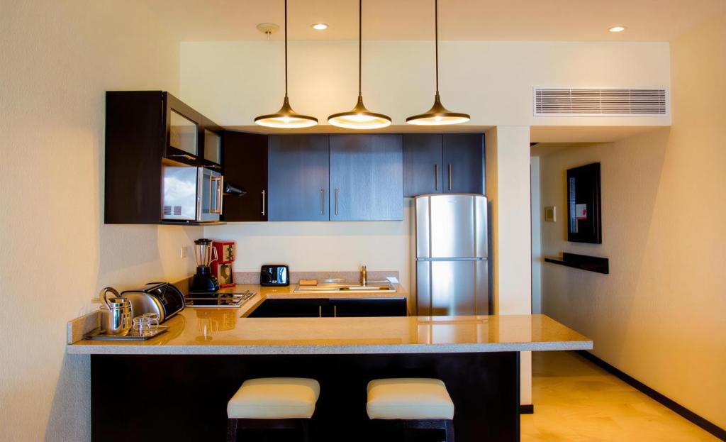 One Bedroom Suite- Club Casa Dorada at Medano Beach - 4
