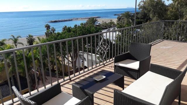 The Terrace of Puerto Banus Beach - 3
