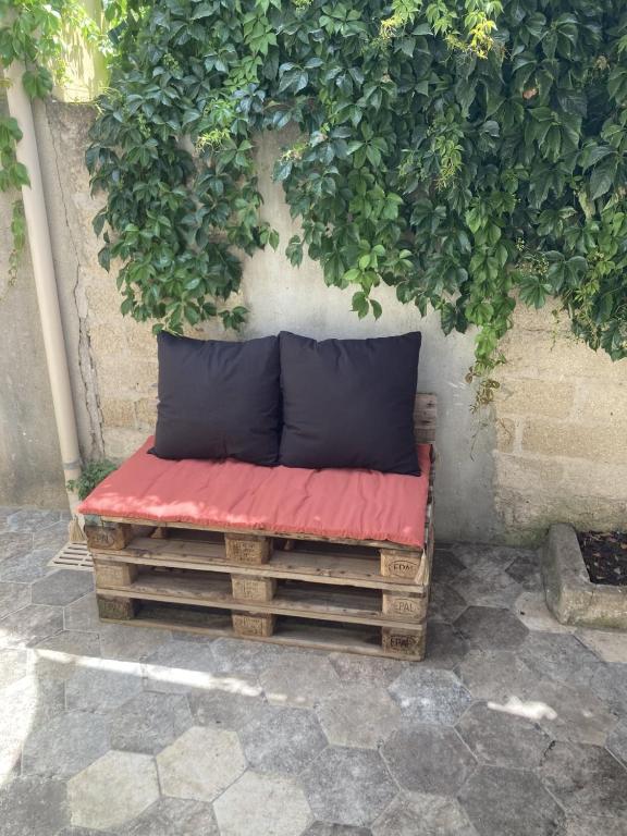 Le studio D'auguste- Cœur de Nîmes-chaleureux-emplacement idéal - 4