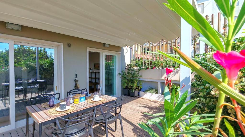 Saturnino Garden Terrace - 1