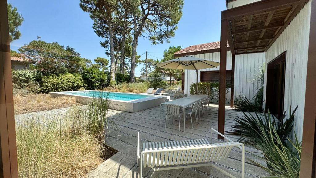 Magnifique villa d'architecte avec vue sur le Bassin d'Arcachon au village du Canon - Cap Ferret - 4