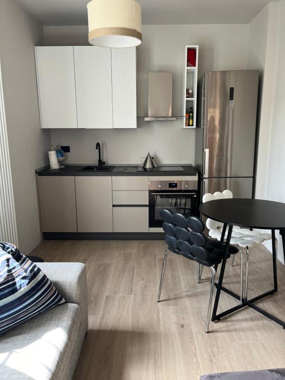 Brand new two-room apartment, between Brera and Repubblica Centrale - 4