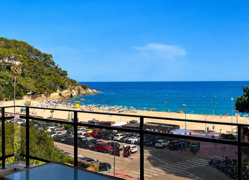 Luxury apartment with ocean views - 1