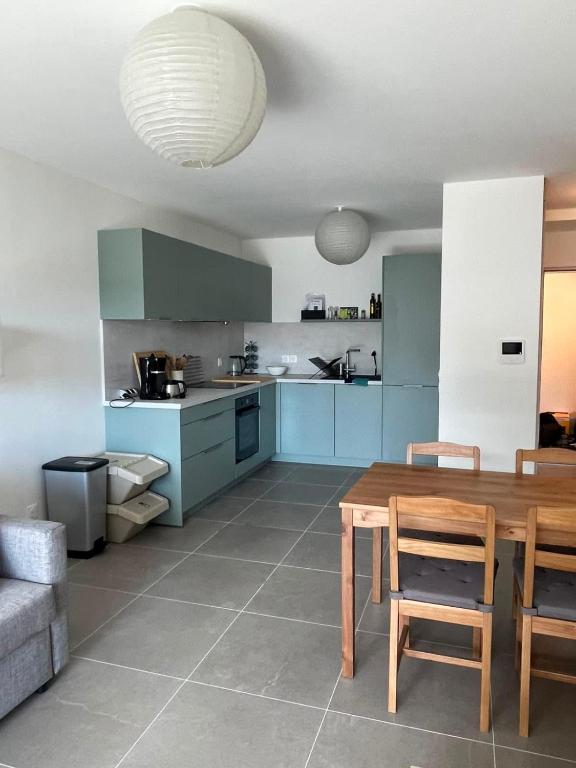 Appartement avec balcon wifi et garage à Briançon - 4