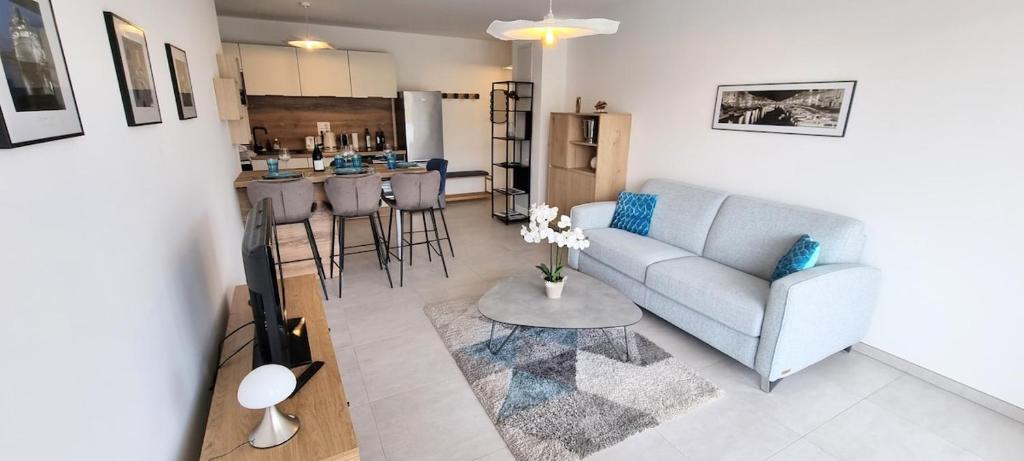 LE SEGRETO, Appt Neuf dans résidence de Standing, Superbe Déco, Centre, 2 Parkings Privés, Climatisation - 1