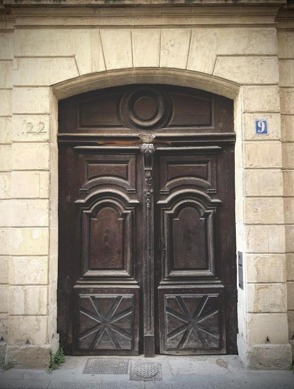 Cocon de charme rénové au pied du Palais des Papes - 3