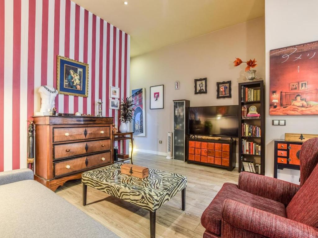 Madrid Rio Spacious 2-Bed Apartment - Up to 6 Guests - 5