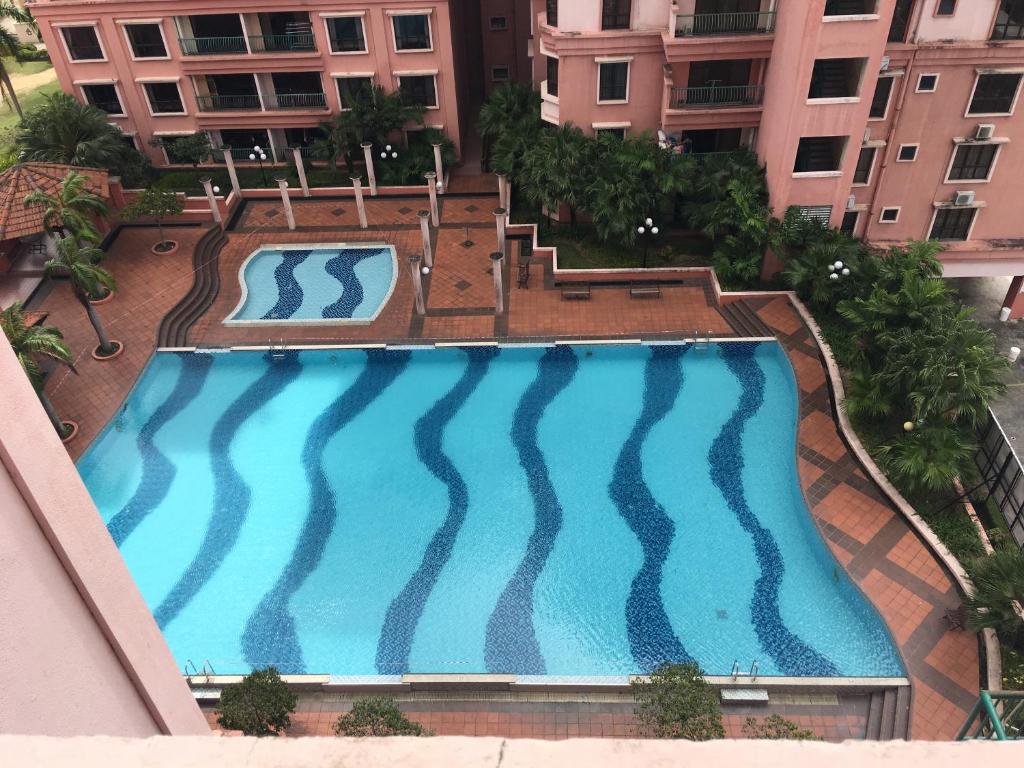 Zoomma Marina Court Condo photo