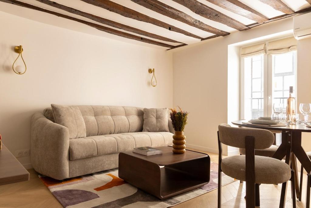 Bright 1BR 4P Apartment, AC, Opera - 2