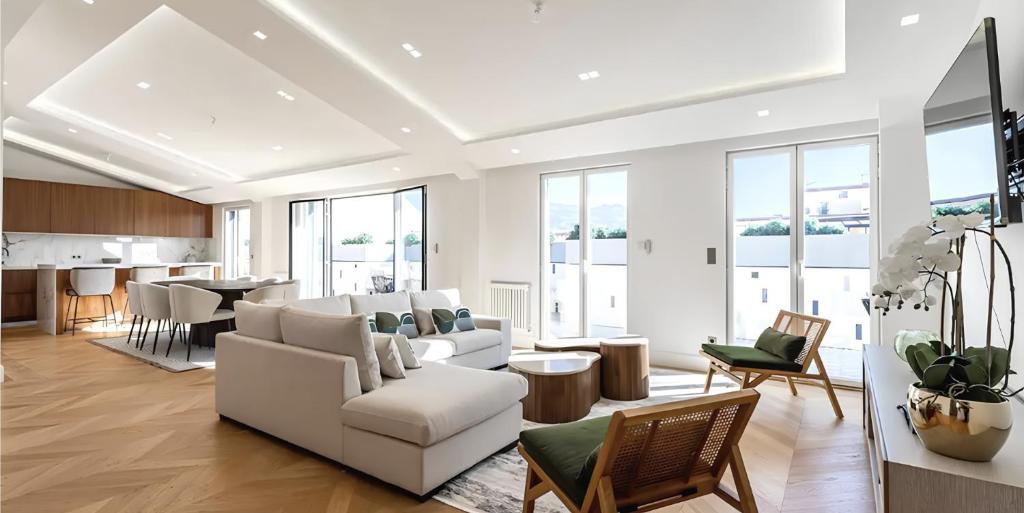 Beautiful 4 bedrooms, terrace, Cannes - 1