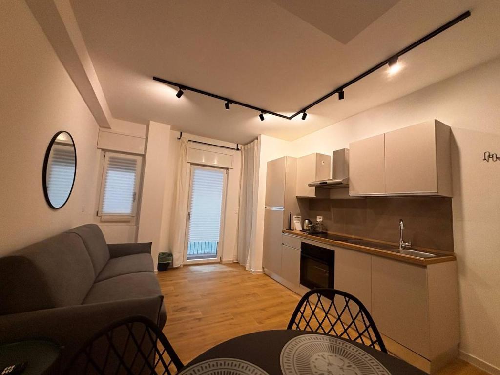 Cavour Central Loft - Modern House - 4