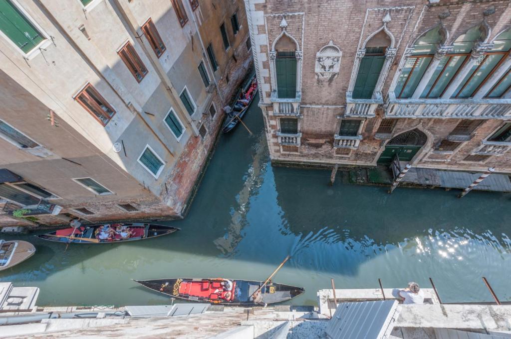 VeNICe Cera Fenice Opera House - 2