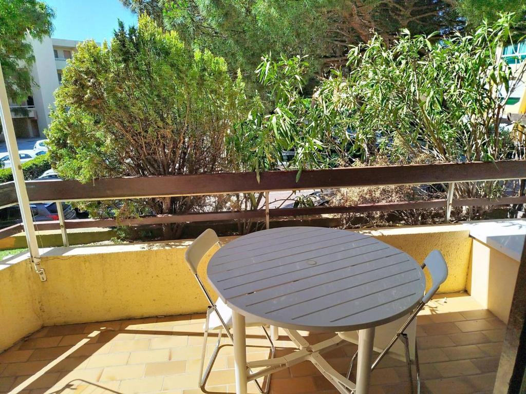Appartement T2 Climatise avec Loggia à La Favière, Proche Plages et Commerces, Parking Inclus - FR-1-610-2 - 1