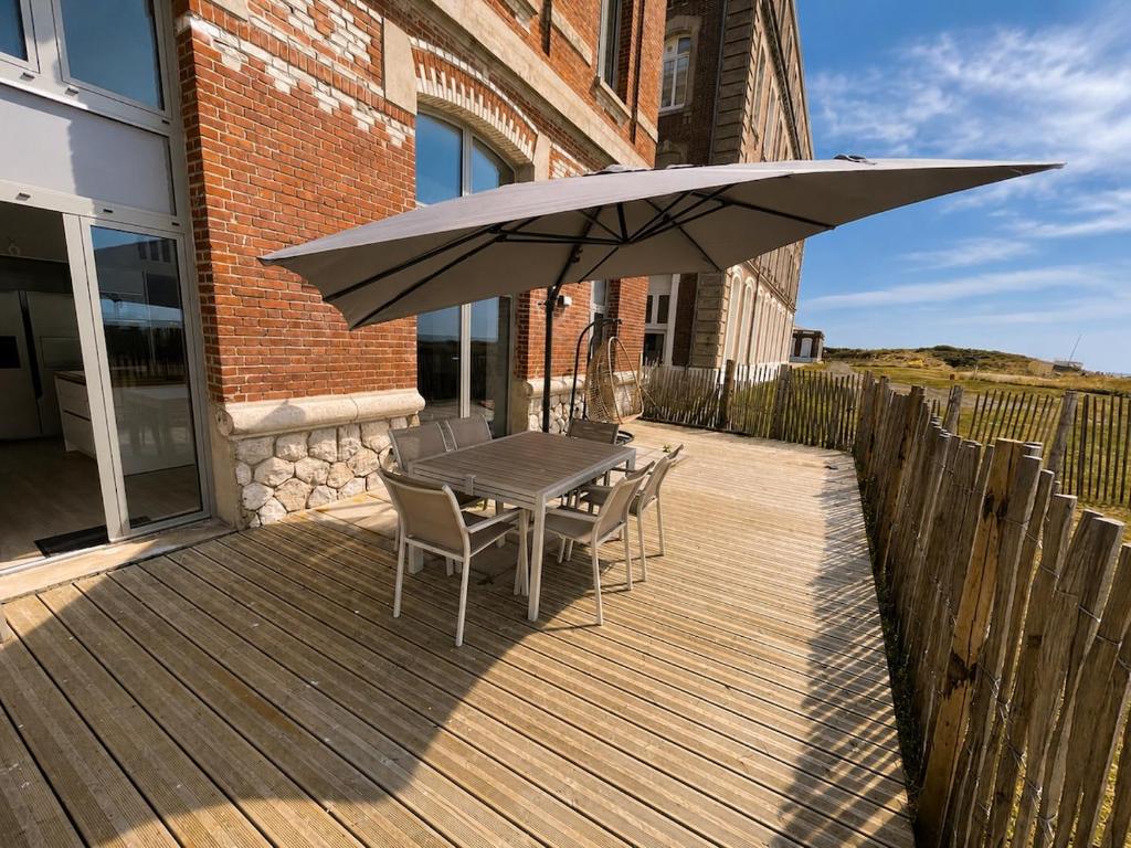 Superbe Duplex FACE MER avec Terrasse sur la plage de Berck et 2 Places de Parking - 1