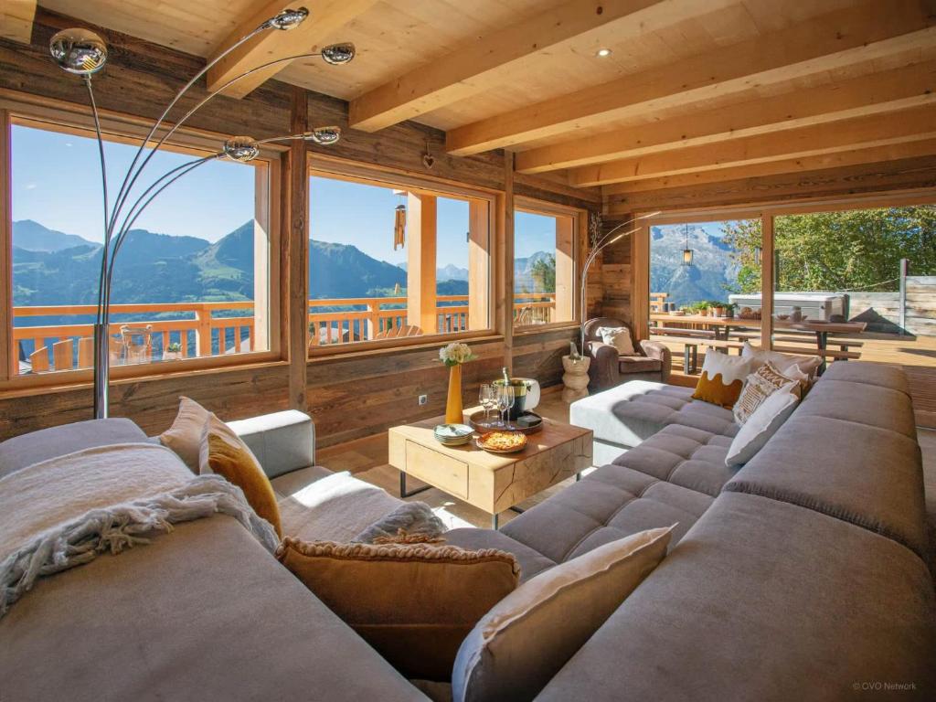 Chalet Serbijanka Alpine Retreat with Hammam Sauna and Jacuzzi for 14 Gueststs - 3
