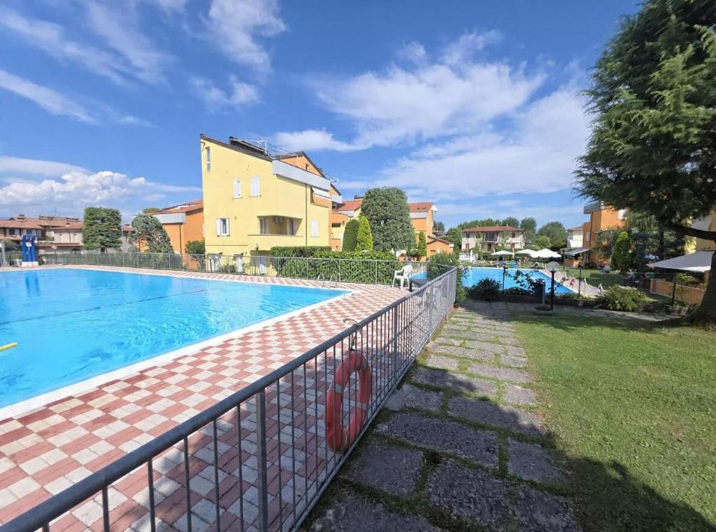 Apartment The Sunshine in residence with Pool - 4
