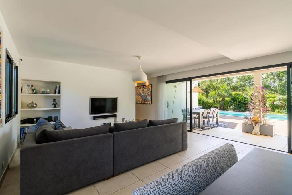 Family house 4 bedrooms - close to the sea - 5