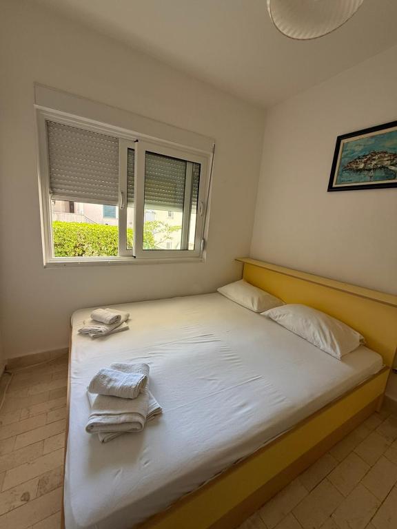 Apartman sa dve spavace sobe, prizemlje, Popović - 3