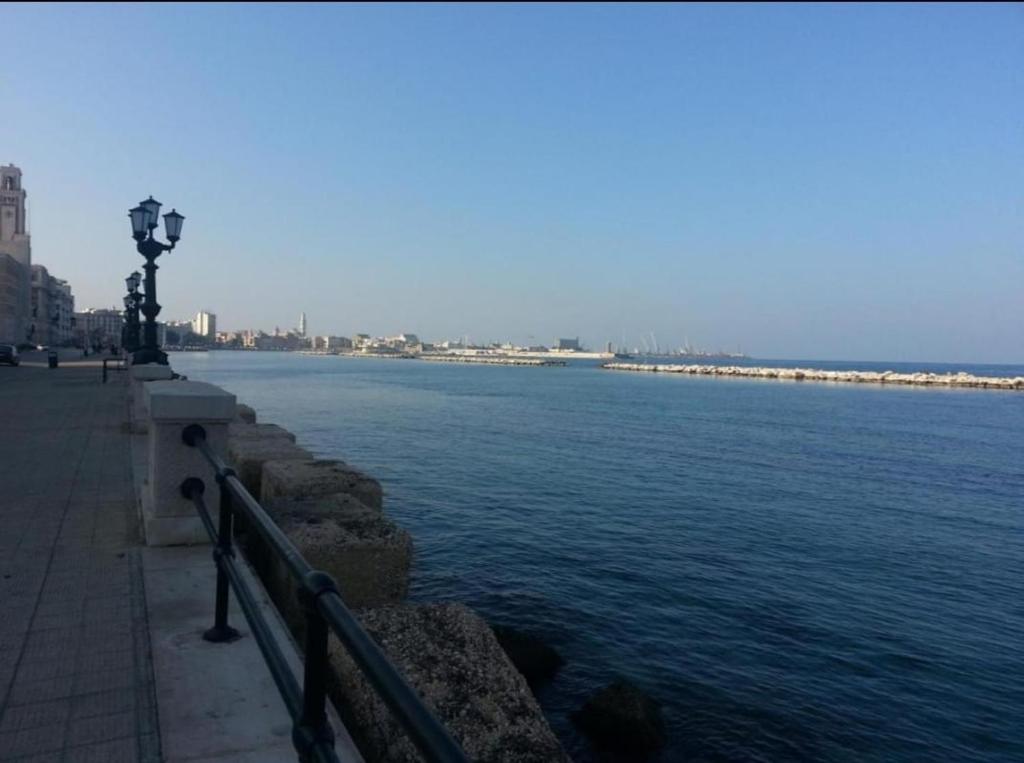 Sea Breeze Apartment with full kitchen 200 metres to the Sea - 3