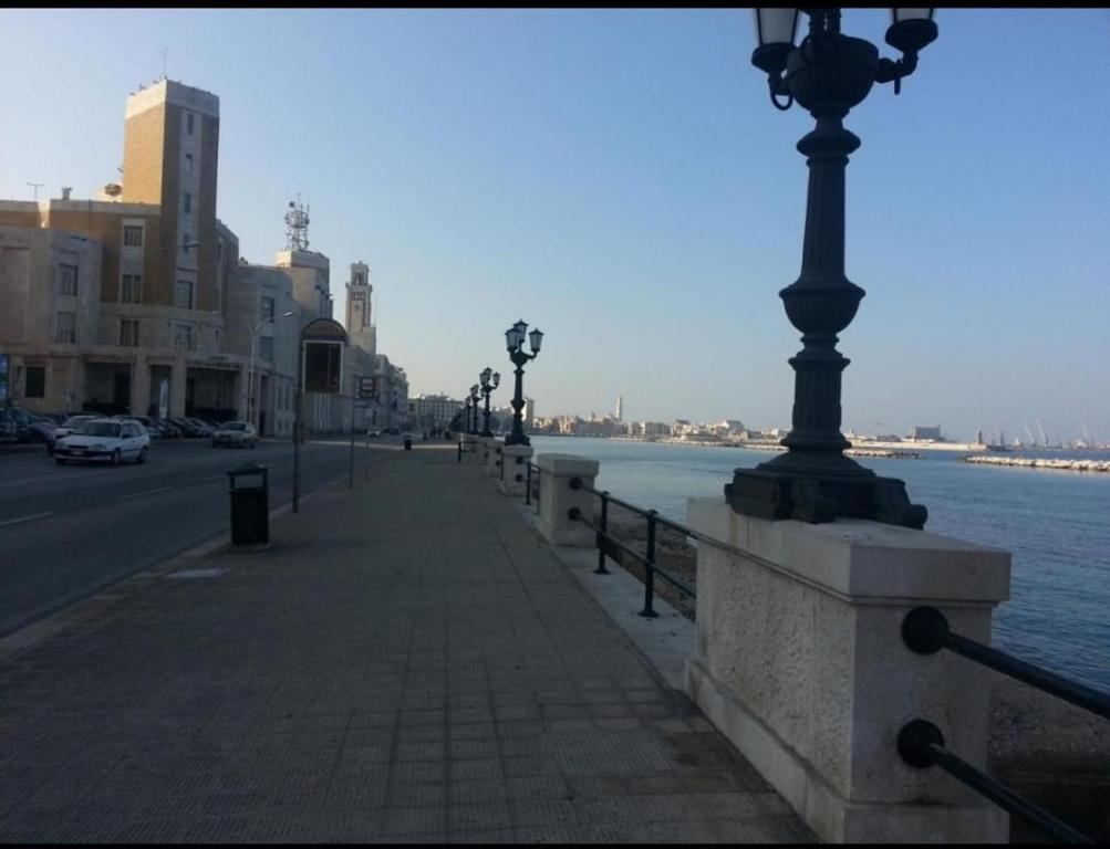 Sea Breeze Apartment with full kitchen 200 metres to the Sea - 5
