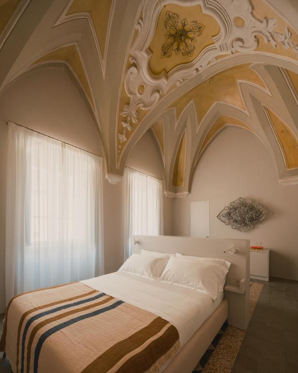 Sant'Angelo Ostuni - Il Palazzo - 3