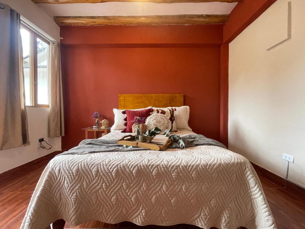 Casa Paqocha Urubamba - Hotel & Garden - Shared Kitchen & Hot Water - Long Stays - 3