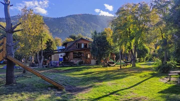 Los Coihues camping & hostel - 3