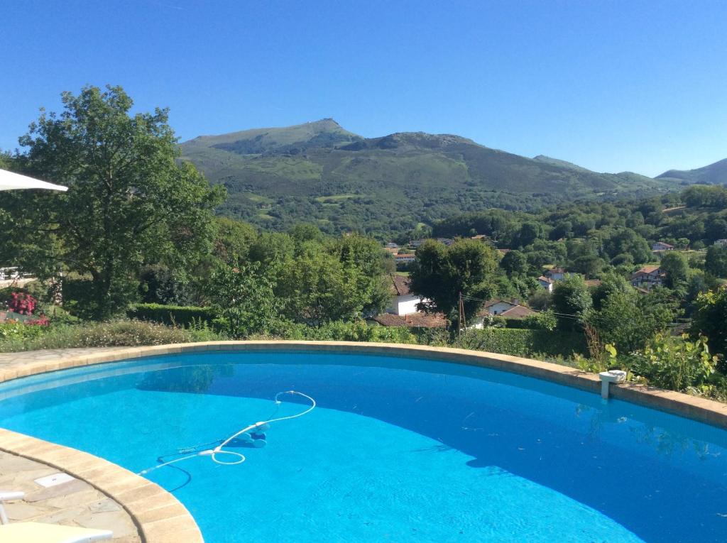 Guest house Maison Iratzean photo