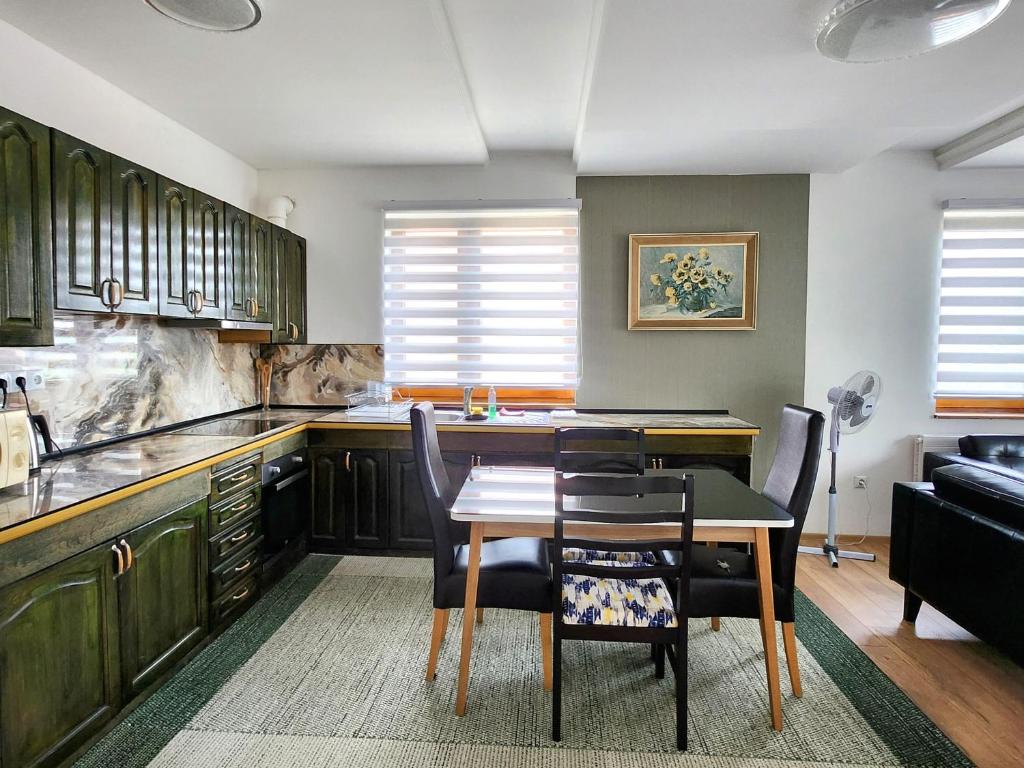 Lux Aeterna Apartments & Rooms - 4