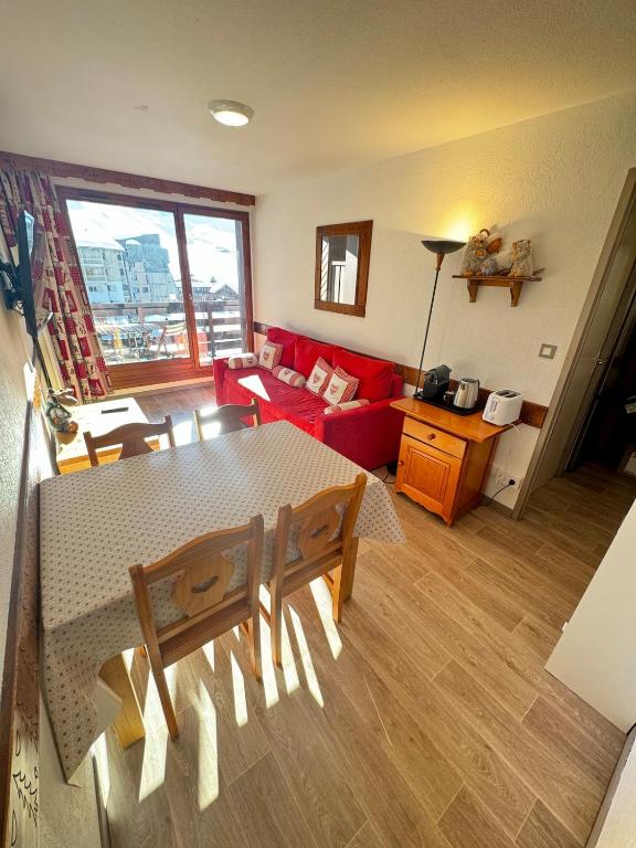 Balcony with a view - Ski In and Ski Out by White House - 1