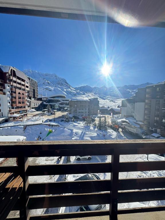 Balcony with a view - Ski In and Ski Out by White House - 5