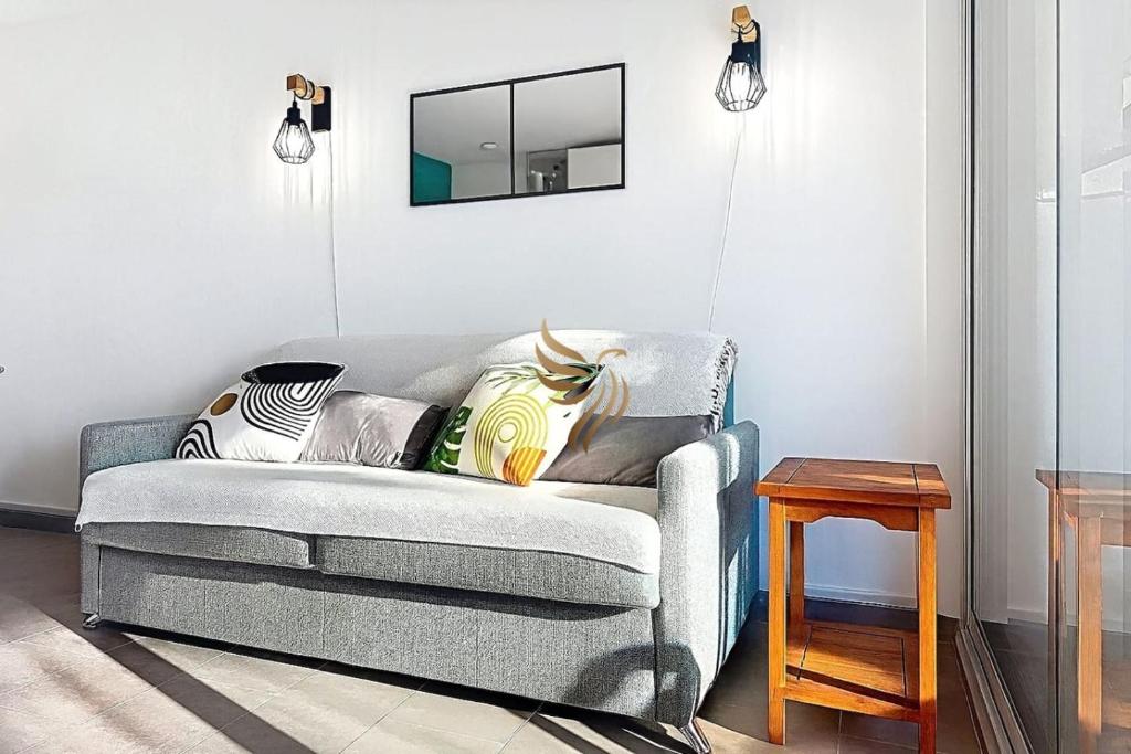 CapRaphéa T2 with seaview,balcony,parking,AC,WIFI. - 5