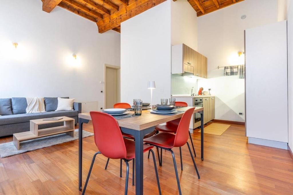 Modern Apt in the center 500m from the Estense Castle - 4