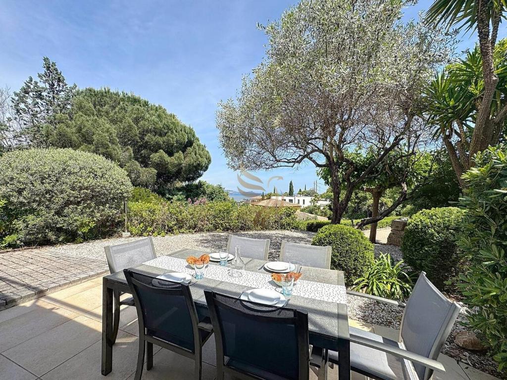 Sea View Garden Vue mer, jardin terrain pétanque - 3