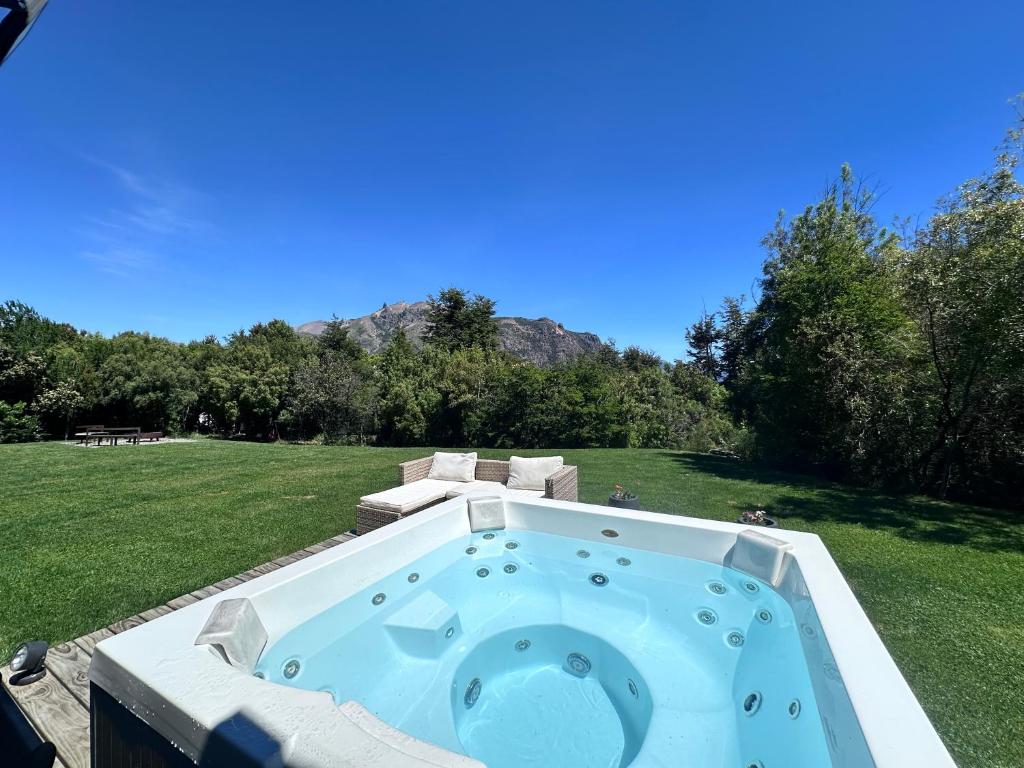 Imponente casa en Arelauquen Golf & Country Club - 2