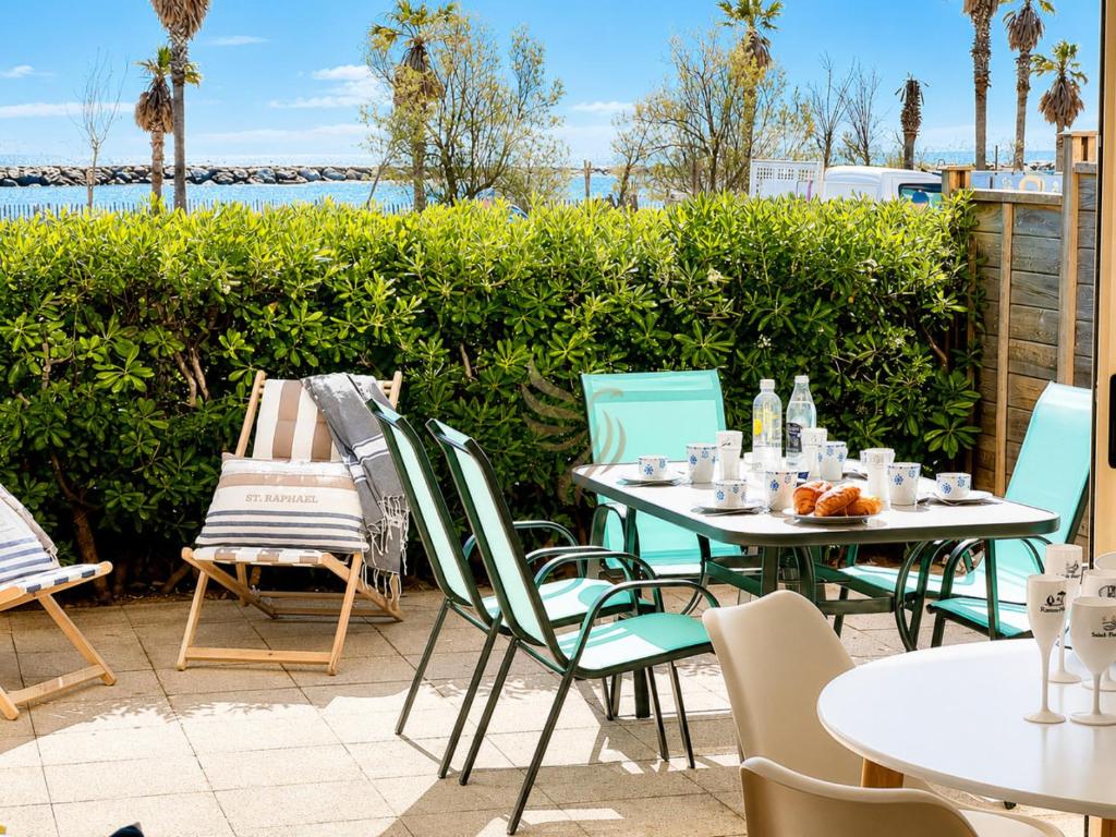 Eclat Marine 3*-Park- AC-Beach 20 meters away - 2