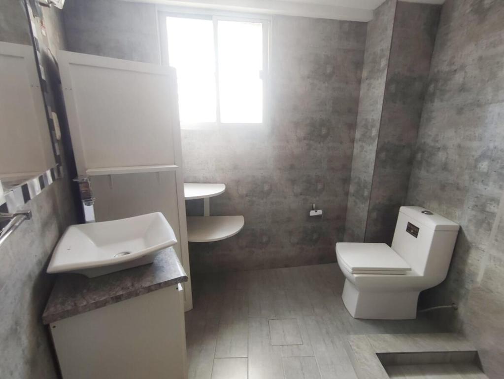 Hermoso departamento en zona estrategica - 5