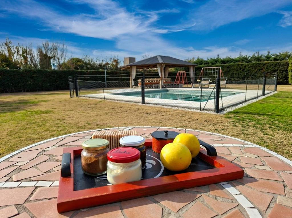 Cabañas Familiares con piscina, parque y juegos - 1