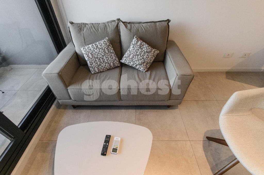 Cool 2 bedroom apt near La Galeria - 3